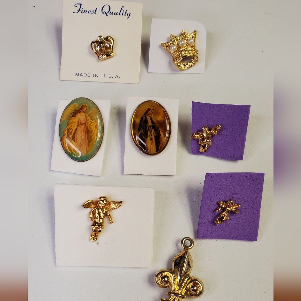 Religion Catholic Lapel Pin Bundle Qty 8 Angels Crowns Lady Of Grace And Pendant